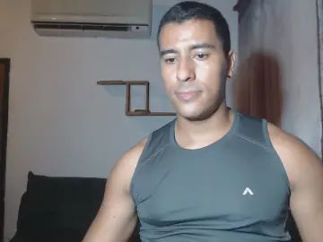 Watch full clip named  aaron_miller97
