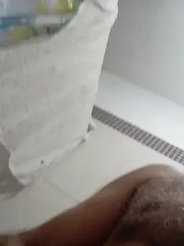 Play this HD scene of Gay sex chat with Leandro_39