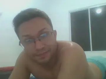 Enjoy watching complete clip titled Gay sex chat with Fiholiver5