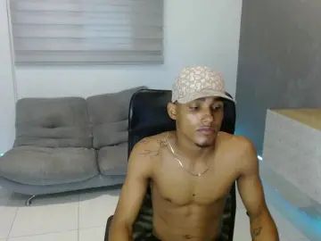 Play the complete scene called Gay sex chat with Jonas_lewis1