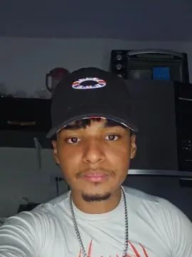 Play full video called Gay sex chat with gabriel5257