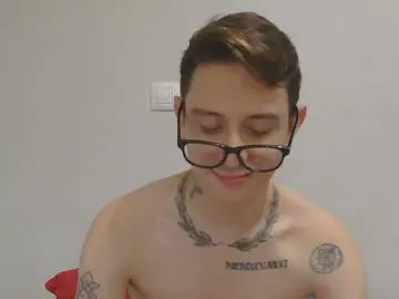 Enjoy watching the uncensored movie of Gay sex chat with Hi_Danny