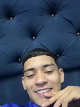 View this uncut video called Gay sex chat with Lucianrd777