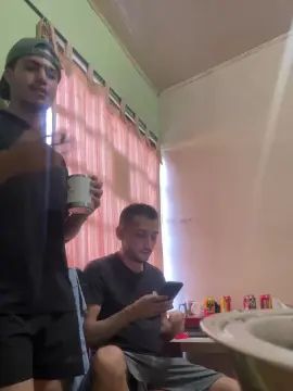 View complete video called Gay sex chat with Twoboyssexy1