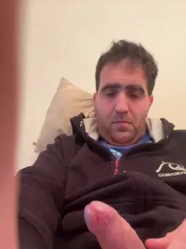 View uncut video called Gay sex chat with matuxxx3
