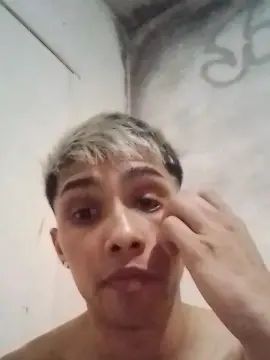 Watch full scene titled Gay sex chat with NawiiLopez