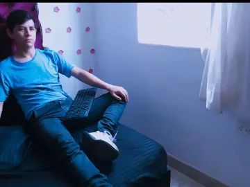 Watch this hardcore movie called Gay sex chat with CUC_SS