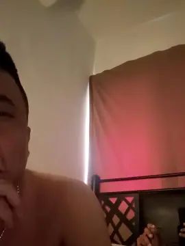 Watch the uncut movie called Gay sex chat with Fenixhot25