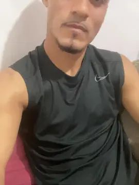 Stream the hardcore scene titled Gay sex chat with vinicius878