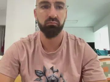 Enjoy watching full video of Gay sex chat with v1c70r1985