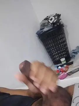Enjoy watching uncut movie called Gay sex chat with TheBigShowman
