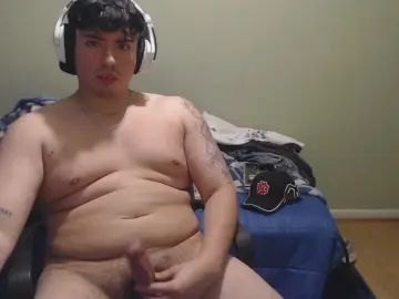 Enjoy watching the complete clip of Gay sex chat with sebaaavalpo