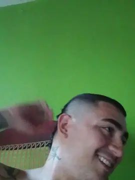 Play this complete movie named Gay sex chat with Kaaj1