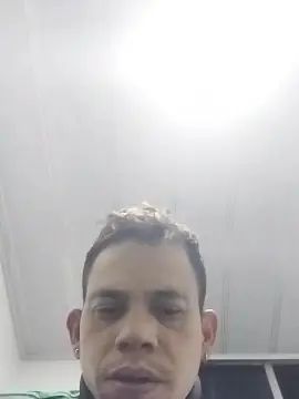 Play this uncut video named Gay sex chat with Exotico19969