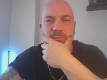 Enjoy watching this HD video called Gay sex chat with pelainstagram