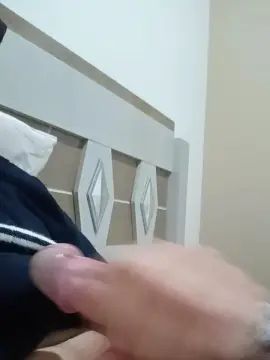 Play the complete movie called Gay sex chat with HubbyCharming
