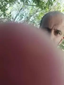 Play this uncut video named Gay sex chat with Castillo3614