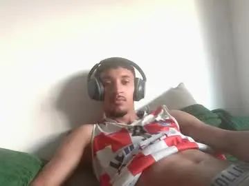 Stream the complete scene of Gay sex chat with povoh