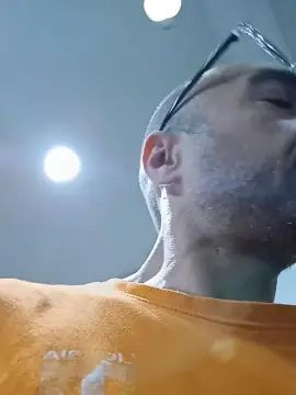 Stream this uncut movie named Gay sex chat with Gas79