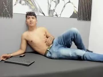Watch the full video titled Gay sex chat with felix_zane