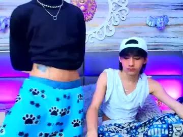 Enjoy watching the full movie named Gay sex chat with twinslovers_
