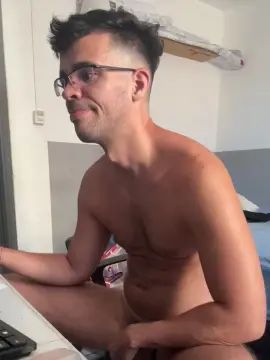 Stream full movie of Gay sex chat with joybrazil25