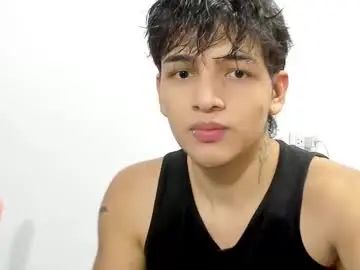 Enjoy watching the uncensored video of Gay sex chat with leonsexy18