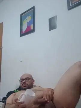 View complete scene of Gay sex chat with PauloBarbati