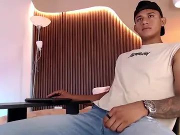 Stream HD clip called Gay sex chat with aiden_steel
