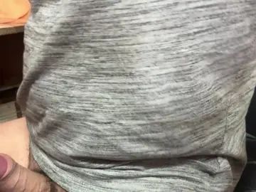 Play this hardcore movie named Gay sex chat with rever6969