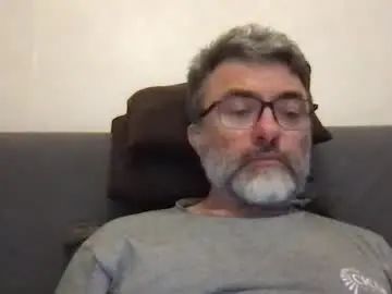 View this uncut video named Gay sex chat with motard87