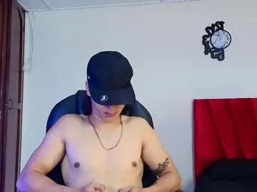 Enjoy watching uncut video called Gay sex chat with trevor_belmon