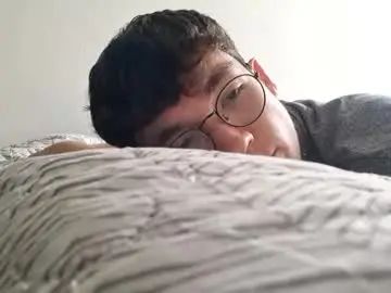 Watch the HD scene titled Gay sex chat with benken456