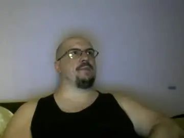 Enjoy watching the complete clip named Gay sex chat with bigxcountry_39