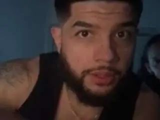 View the uncut clip of Gay sex chat with kingqueen-ent