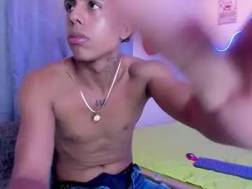 Play uncensored clip named Gay sex chat with glader_guy