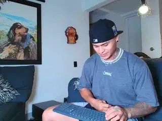 Play uncut video titled Gay sex chat with markotorox