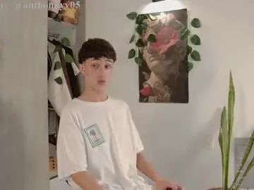 Stream the uncut movie titled Gay sex chat with anthonny_05