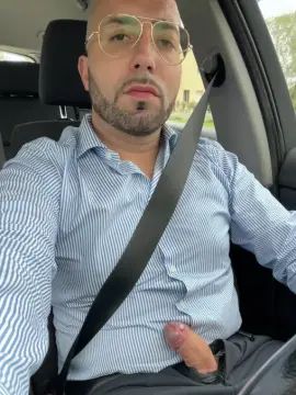 Enjoy watching the uncensored clip titled Gay sex chat with Samux81