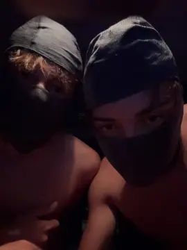 Stream full scene of Gay sex chat with italianguys05