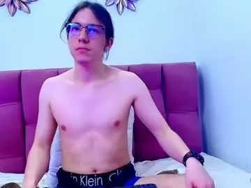 Watch this hardcore clip of Gay sex chat with snowyx_