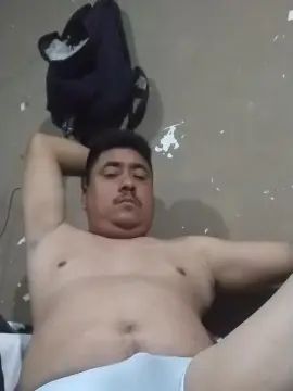 Enjoy watching this complete scene titled Gay sex chat with Danychuby24