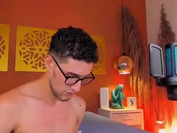 Watch this complete scene named Gay sex chat with alex_russoo