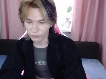 Play the complete video titled Gay sex chat with evan_reinhart
