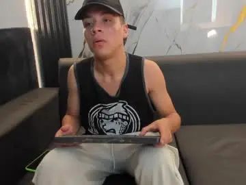 View the uncensored movie titled Gay sex chat with alex_miller25