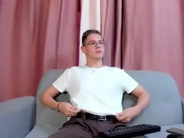 Watch this HD movie titled Gay sex chat with royal_fantasy2