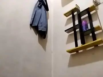 Play the complete video titled Gay sex chat with pthpldeden87823751