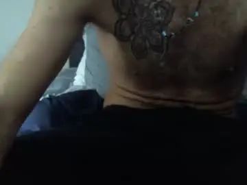 View uncut movie named Gay sex chat with james_blade21
