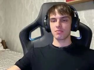 Play this HD clip called Gay sex chat with redbullshine
