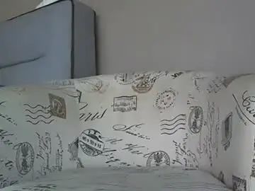 Play this uncut scene named Gay sex chat with zamiruriel69
